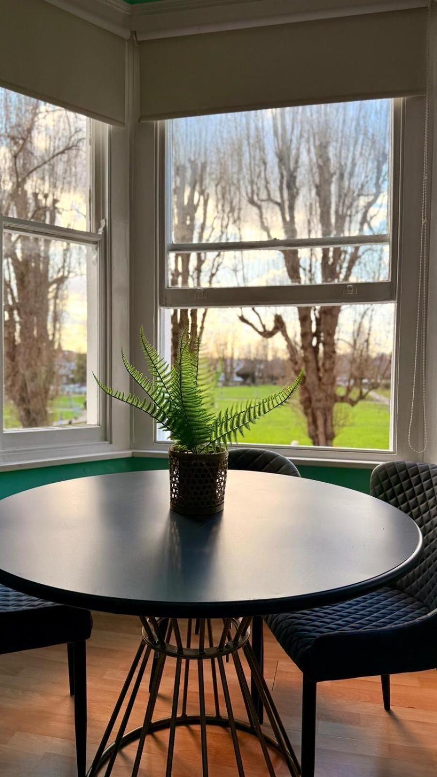 Appartamento Large Flat Close To Tube Station Zone 2